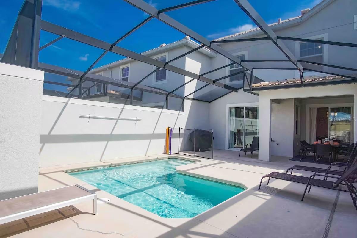 STOREY LAKE PH 3 - Residential Lease