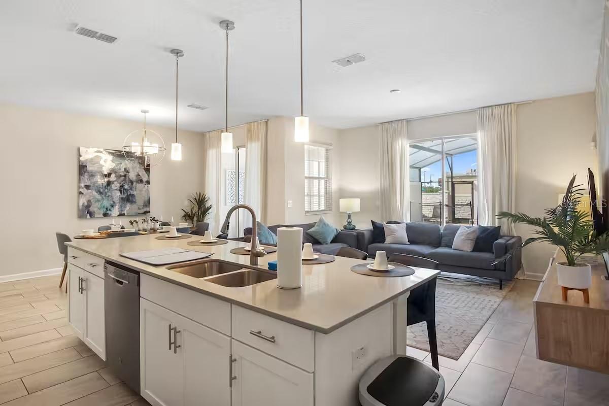 STOREY LAKE PH 3 - Residential Lease