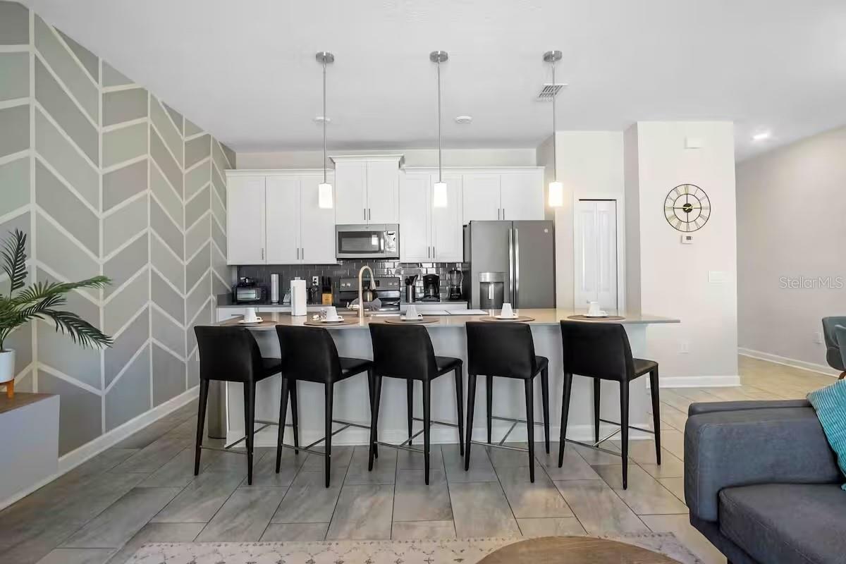 STOREY LAKE PH 3 - Residential Lease