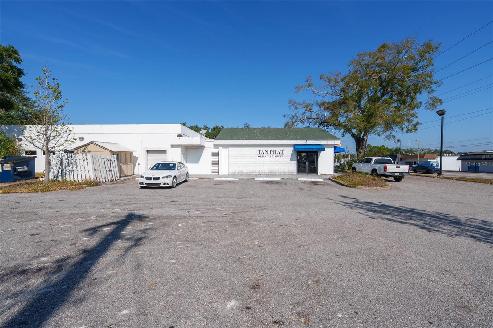 UNPLATTED - Commercial Sale