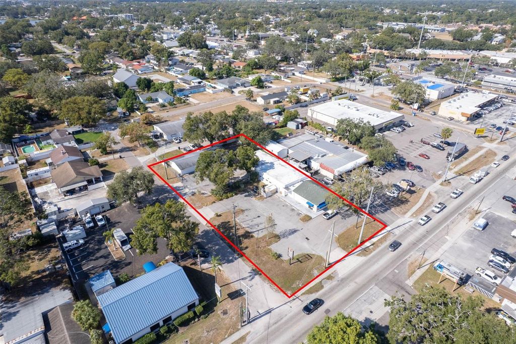 Photo of 8202 N Armenia Avenue #B, Tampa, FL 33604 (MLS # TB8451639)