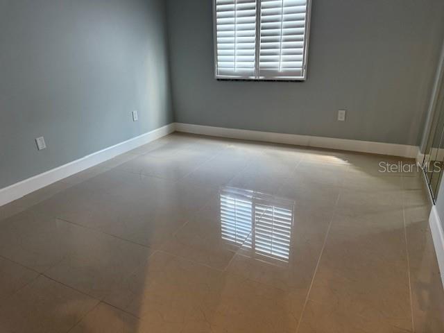 HIDDEN LAKE VILLAGE - Residential