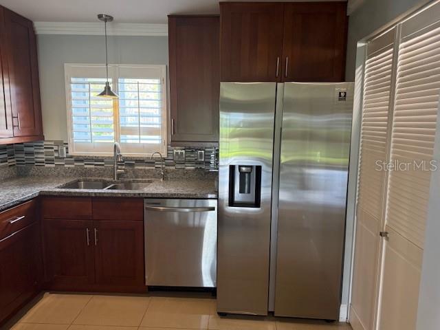 HIDDEN LAKE VILLAGE - Residential