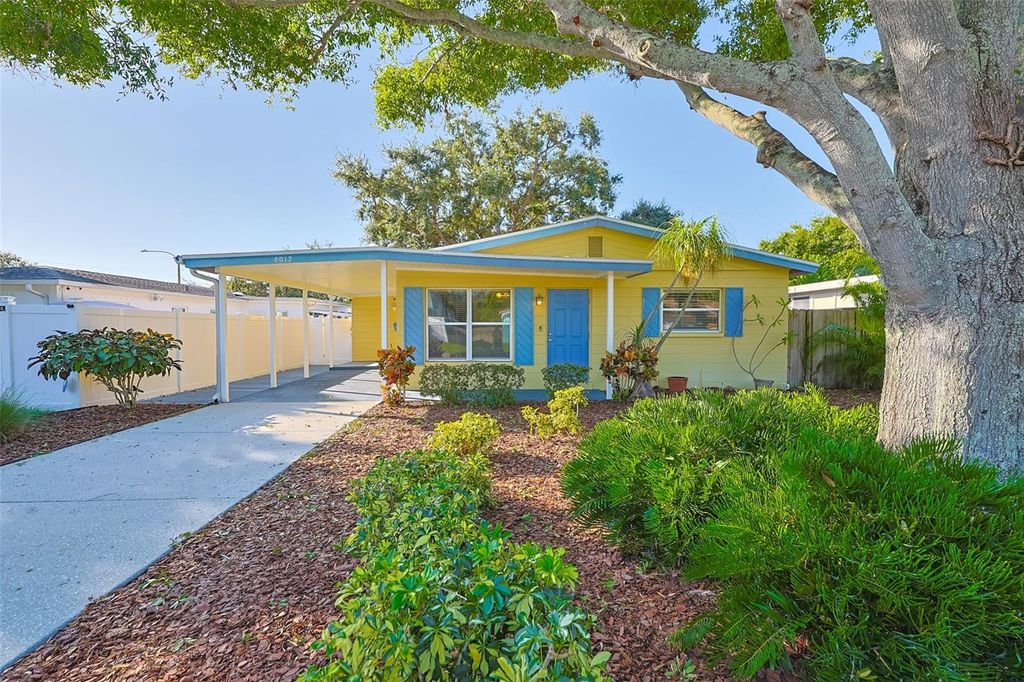 Photo of 8012 26th Avenue N, St Petersburg, FL 33710 (MLS # TB8428781)