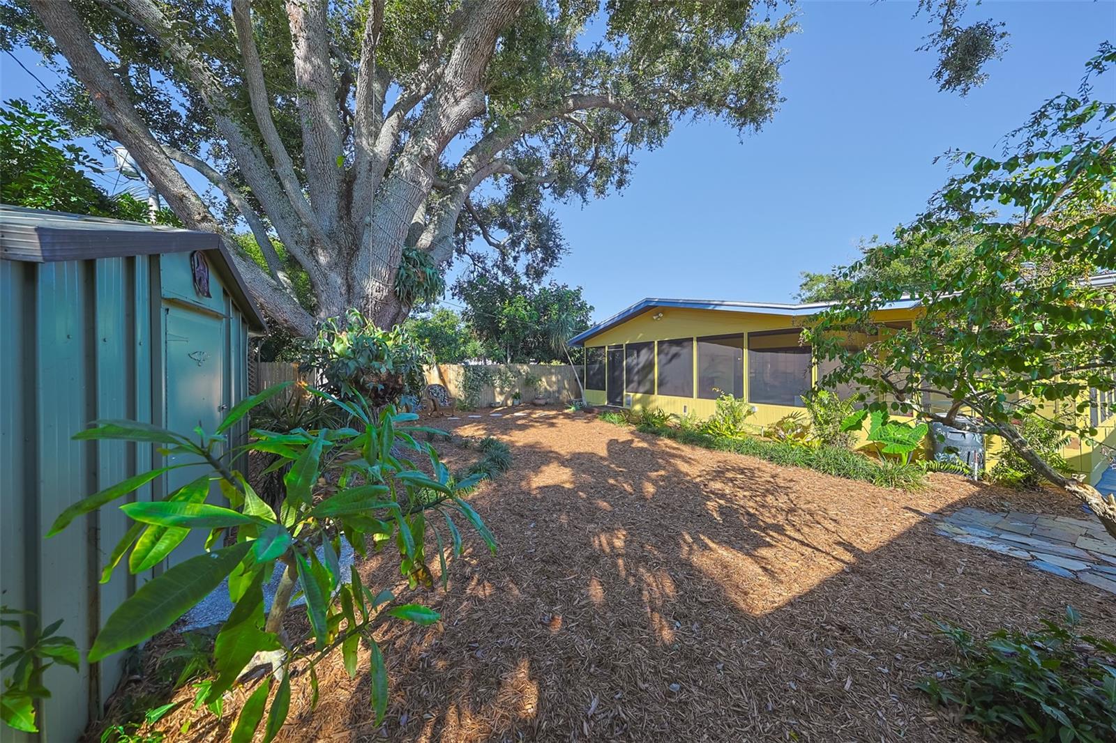 JUNGLE TERRACE SEC A - Residential