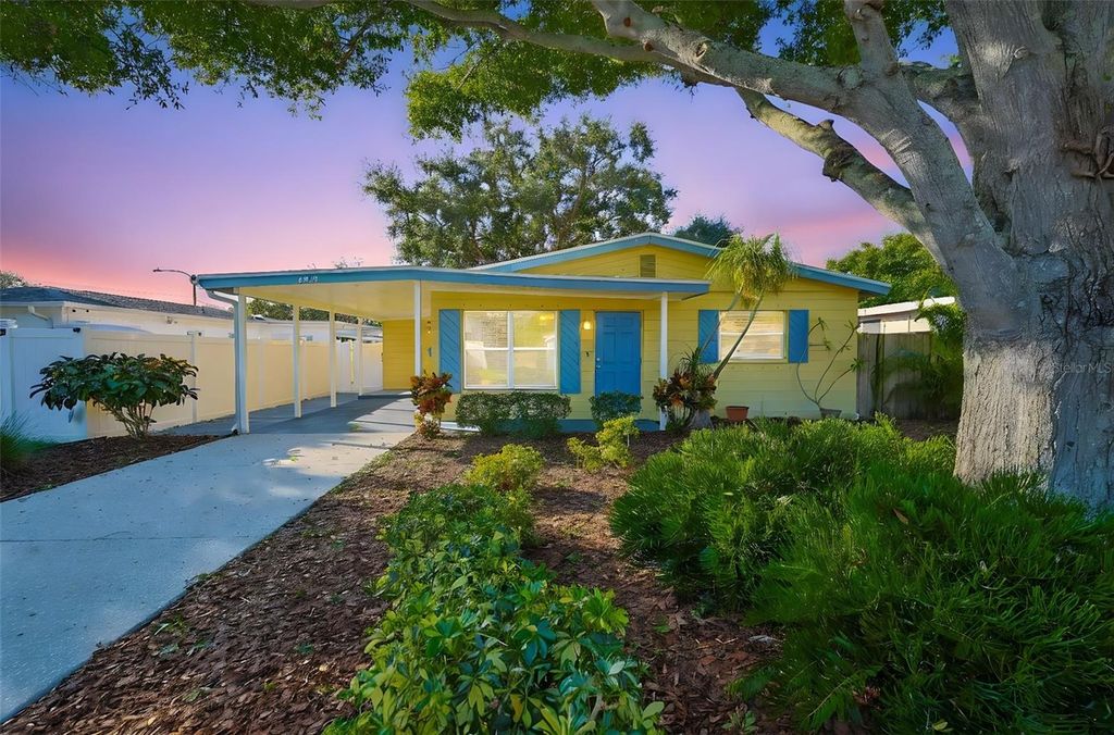 Photo of 8012 26th Avenue N, St Petersburg, FL 33710 (MLS # TB8428781)