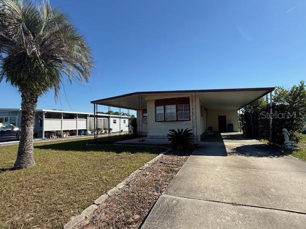 Photo of 14366 Starcross Street, Brooksville, FL 34613 (MLS # OM712120)