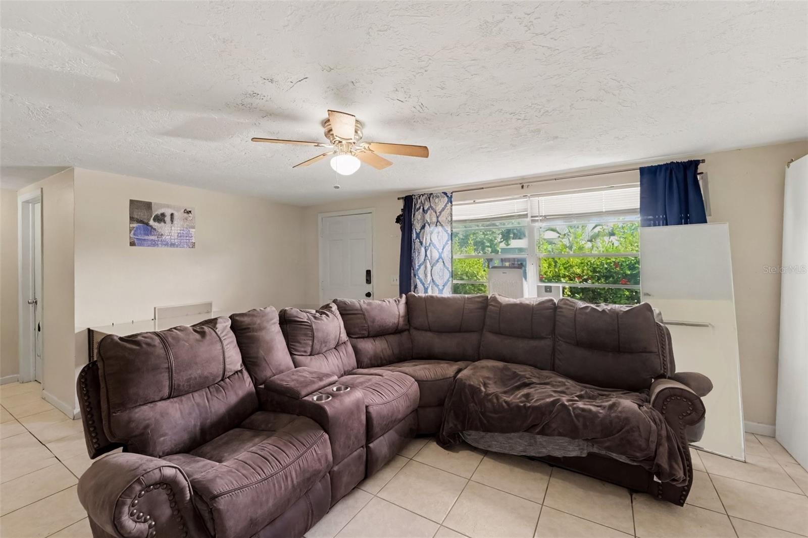 5145 MANOR DRIVE
