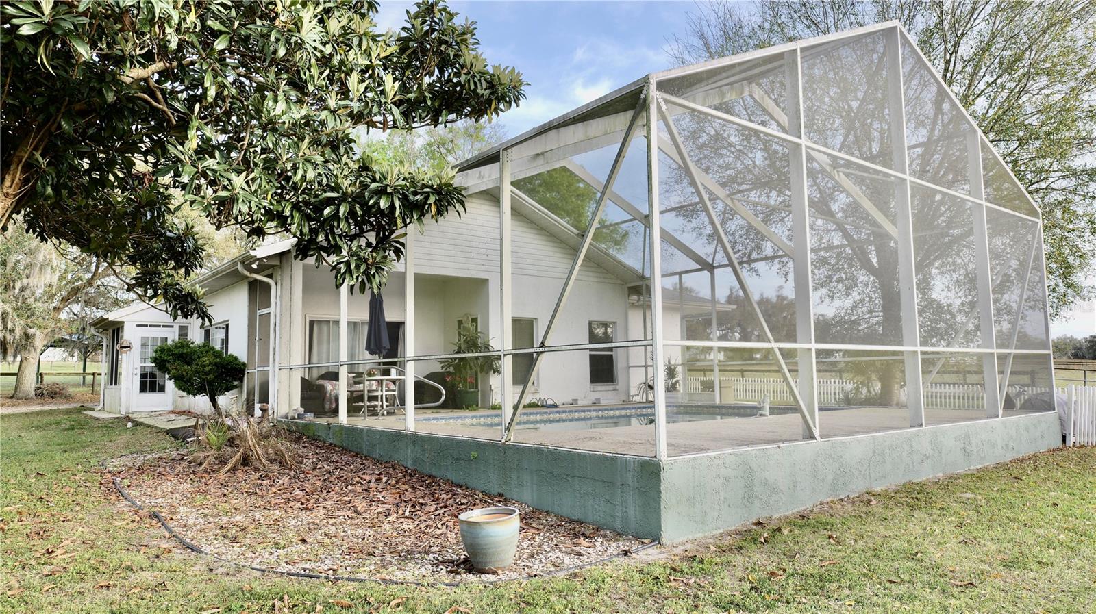 9500 NW 95TH AVENUE ROAD