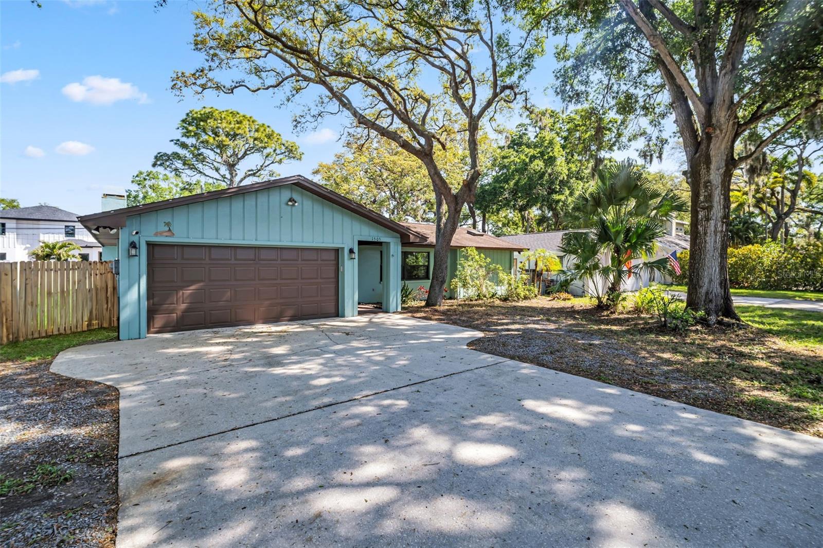 SUTHERLAND TOWN OF - Residential