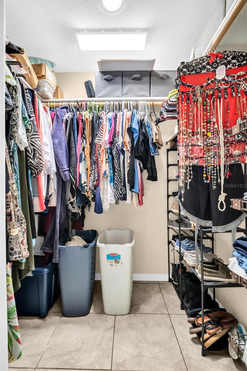 SUTHERLAND TOWN OF - Residential