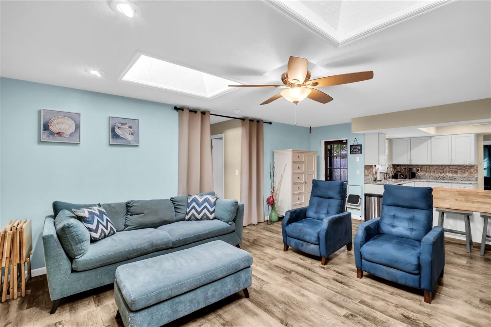 SUTHERLAND TOWN OF - Residential