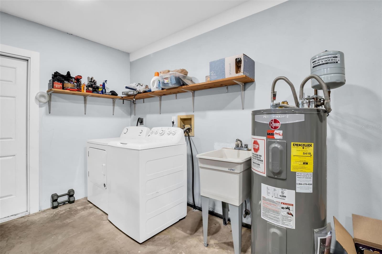 SUTHERLAND TOWN OF - Residential