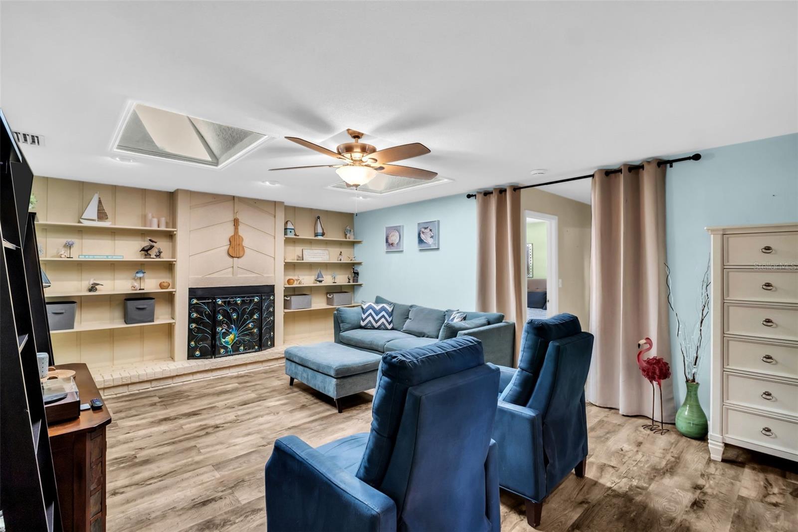 SUTHERLAND TOWN OF - Residential