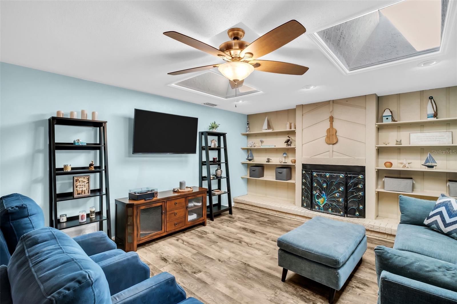 SUTHERLAND TOWN OF - Residential