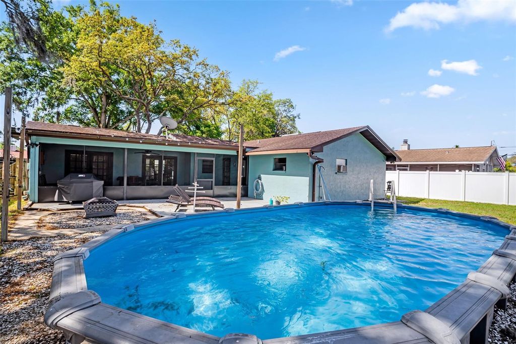 Photo of 1505 Michigan Avenue, Palm Harbor, FL 34683 (MLS # TB8496323)