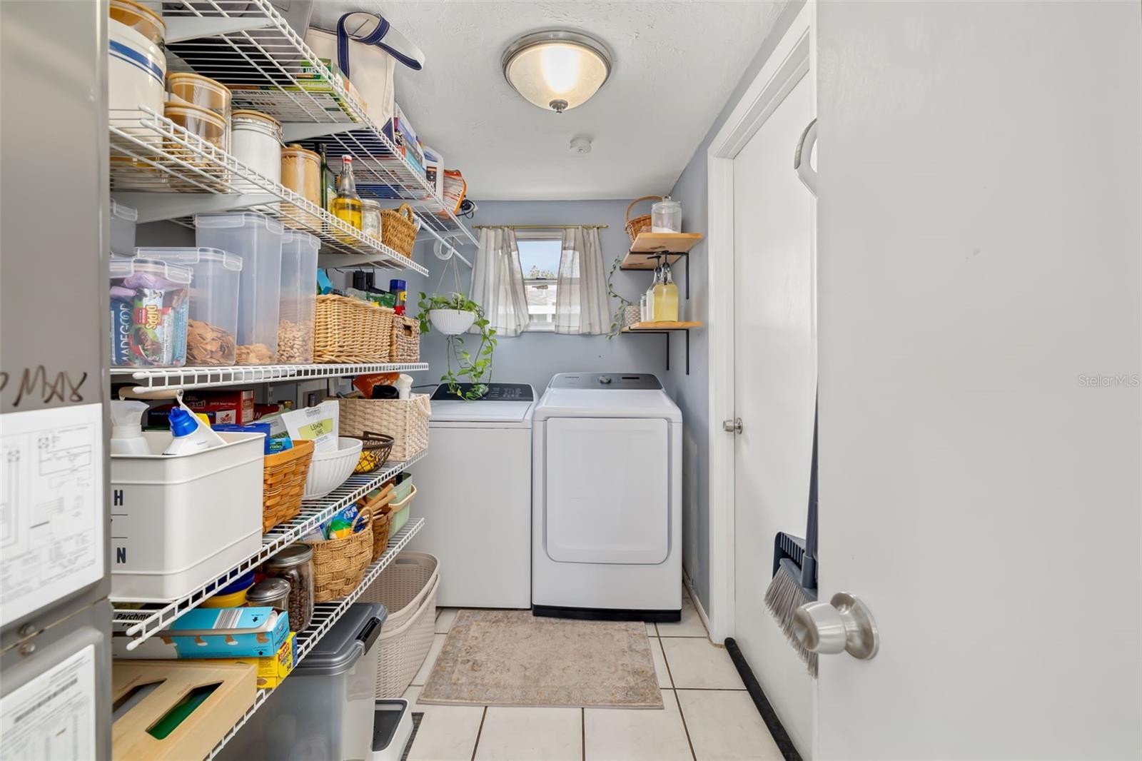 BROADWAY - Residential