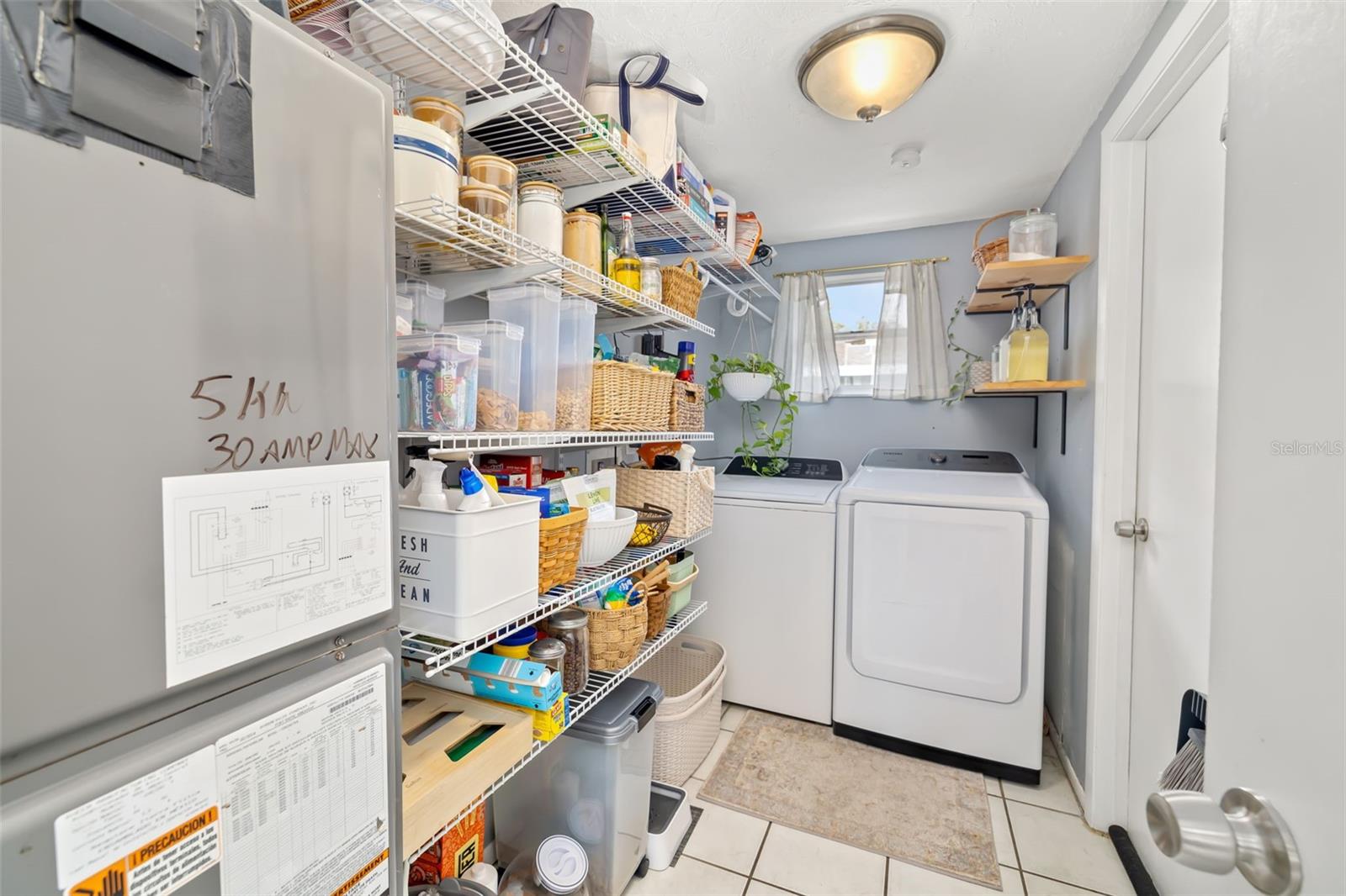 BROADWAY - Residential