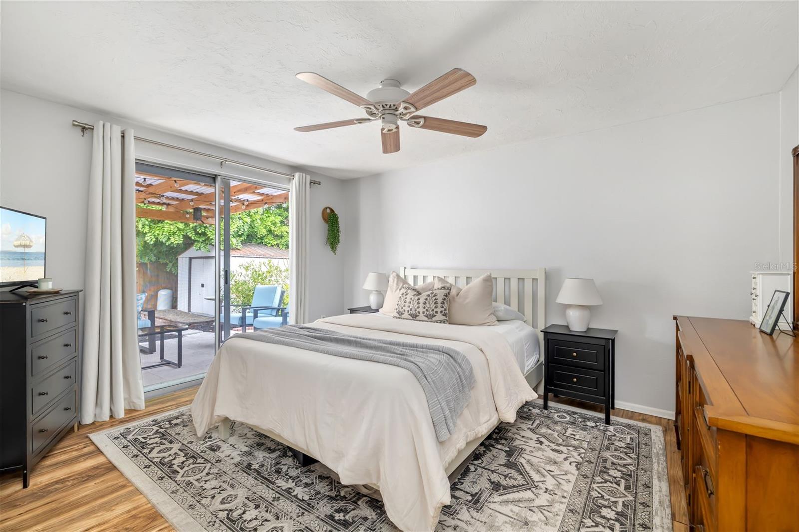 BROADWAY - Residential