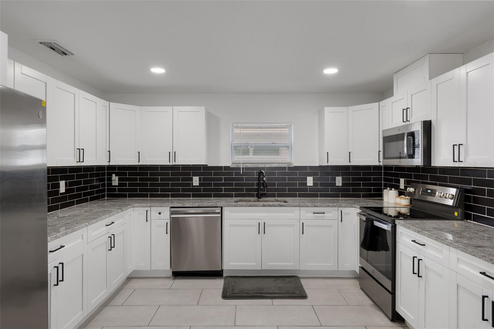 BERKELEY TOWNSITE OF - Residential