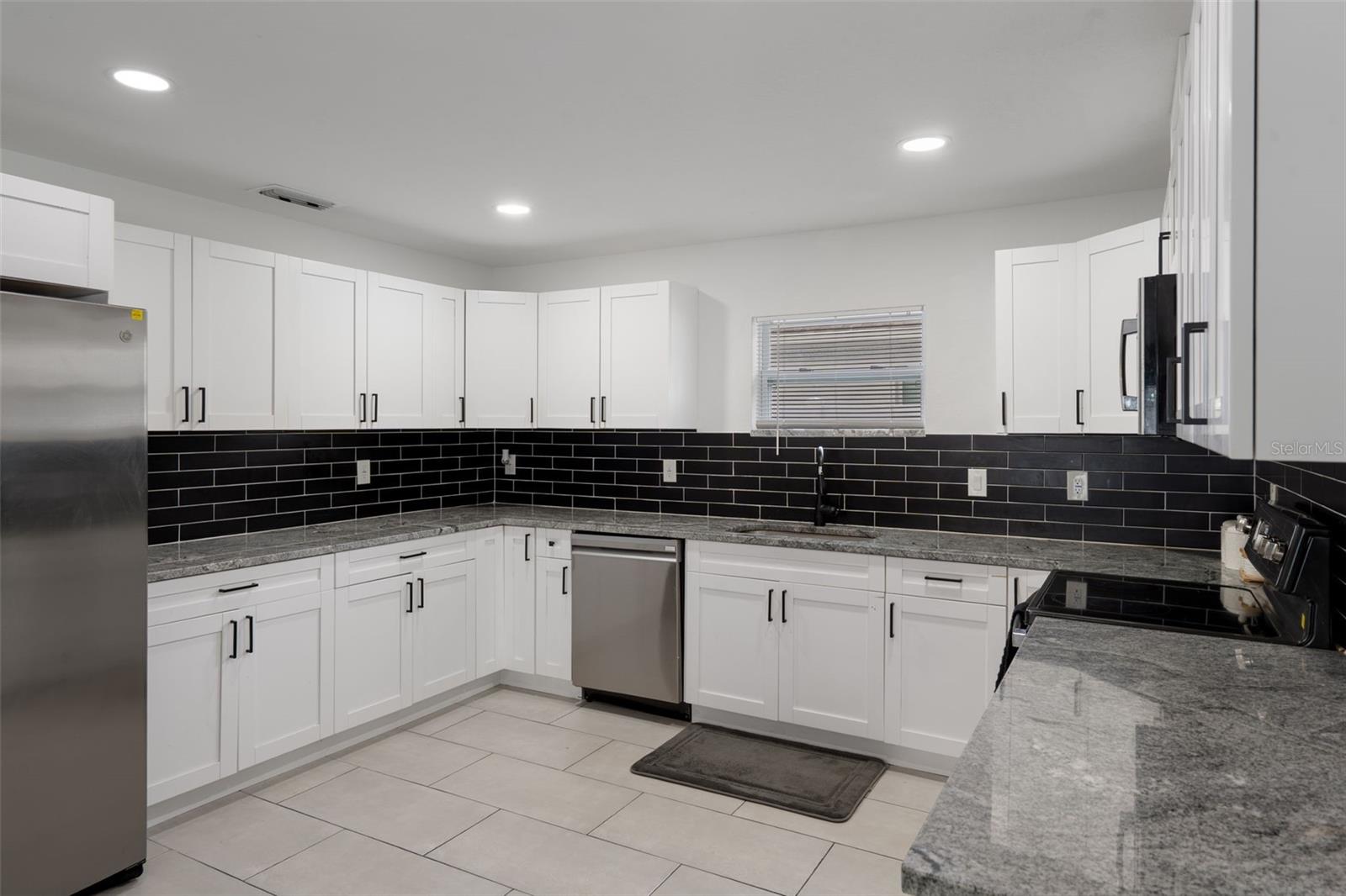 BERKELEY TOWNSITE OF - Residential