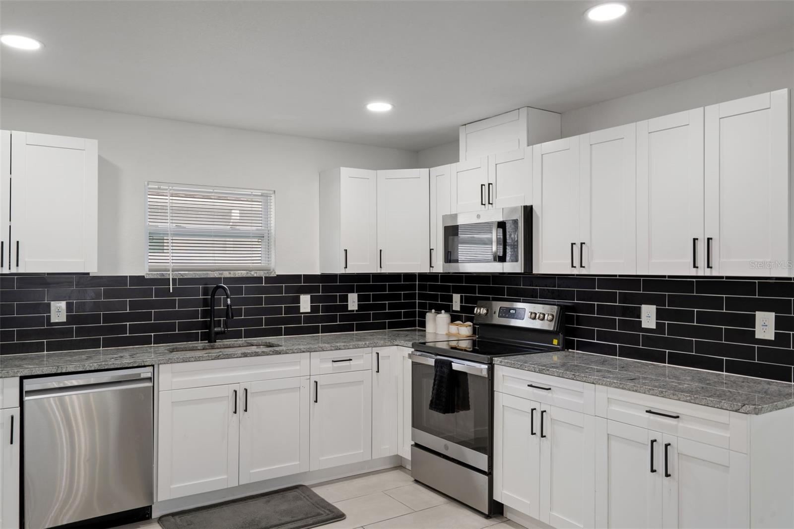 BERKELEY TOWNSITE OF - Residential