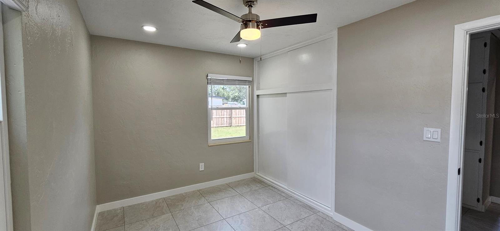 MEADOW LAWN 5TH ADD - Residential