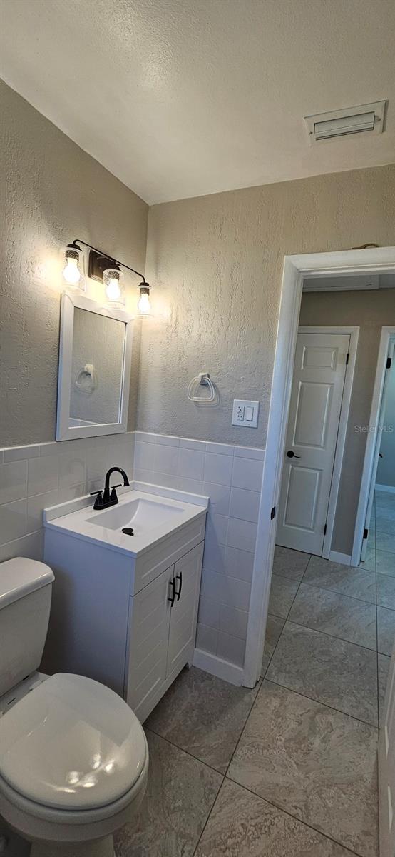 MEADOW LAWN 5TH ADD - Residential