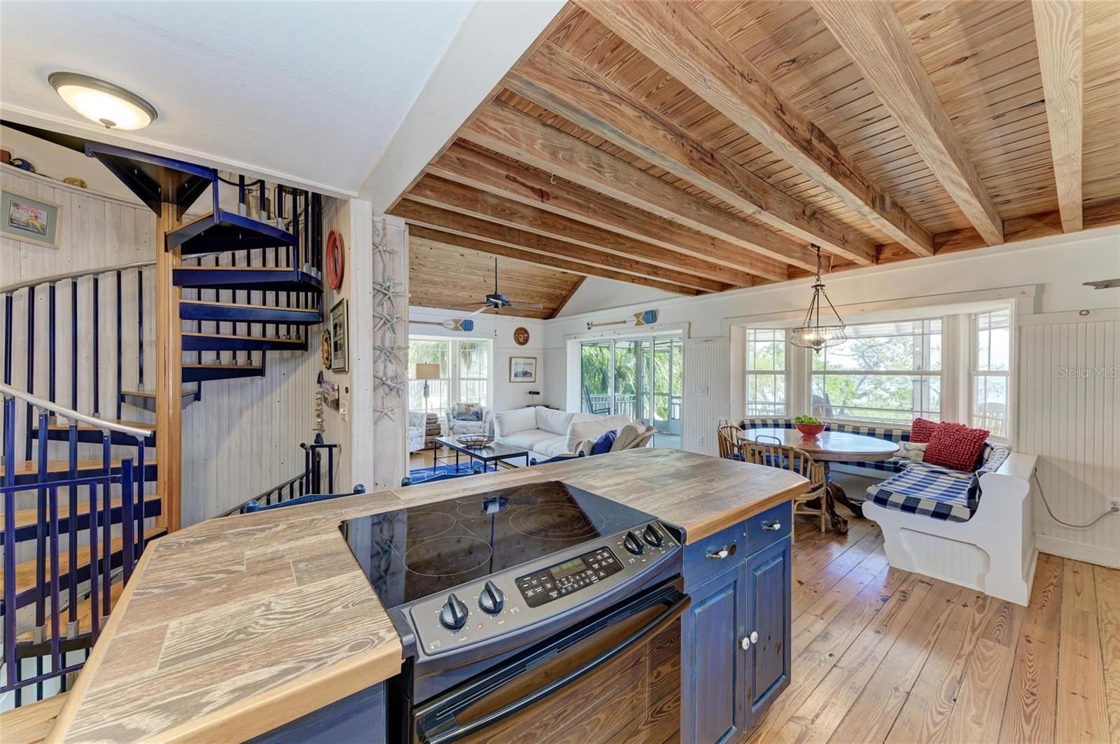 ILEXHURST - Residential