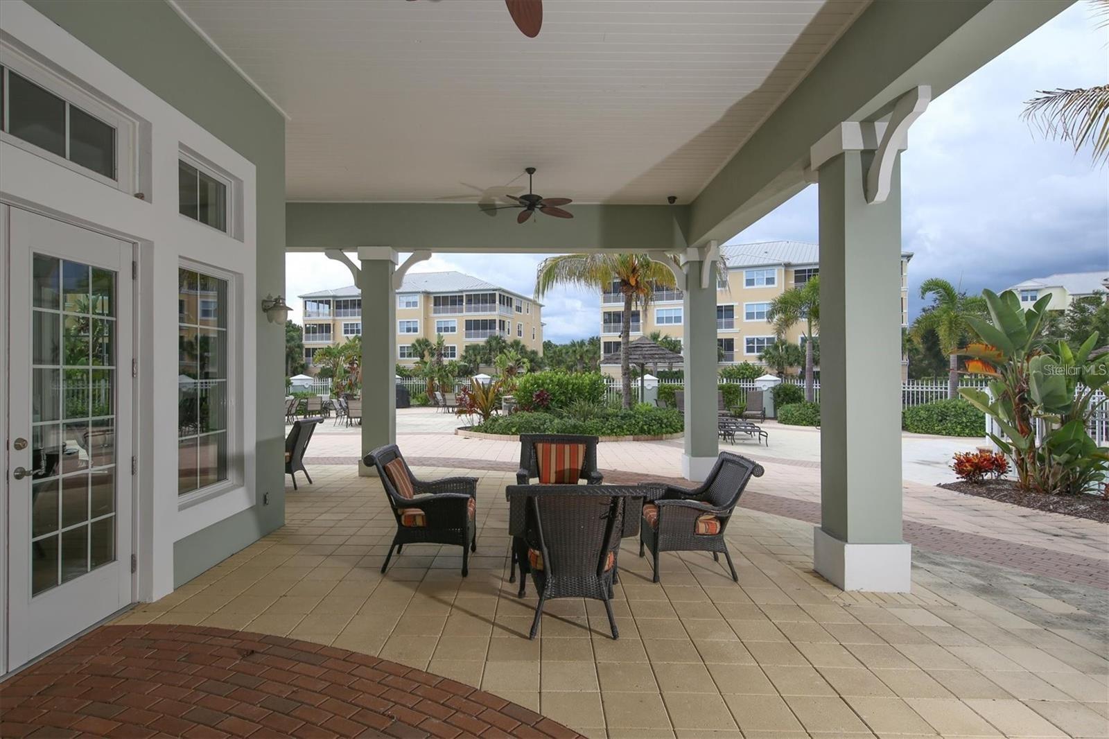 HAMMOCKS-VILLAS PH 01 - Residential