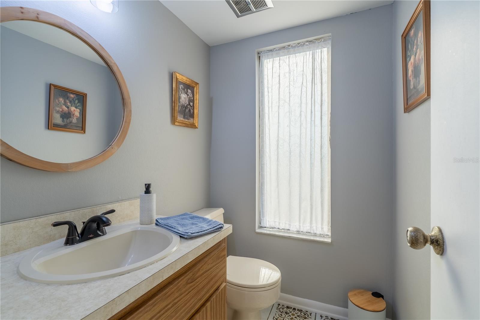 3850 NE 17TH STREET CIRCLE