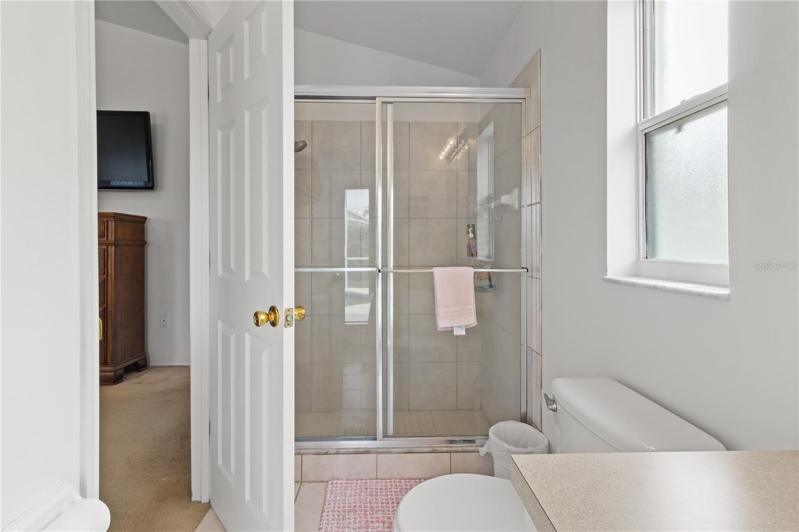 WESTBURY - Residential