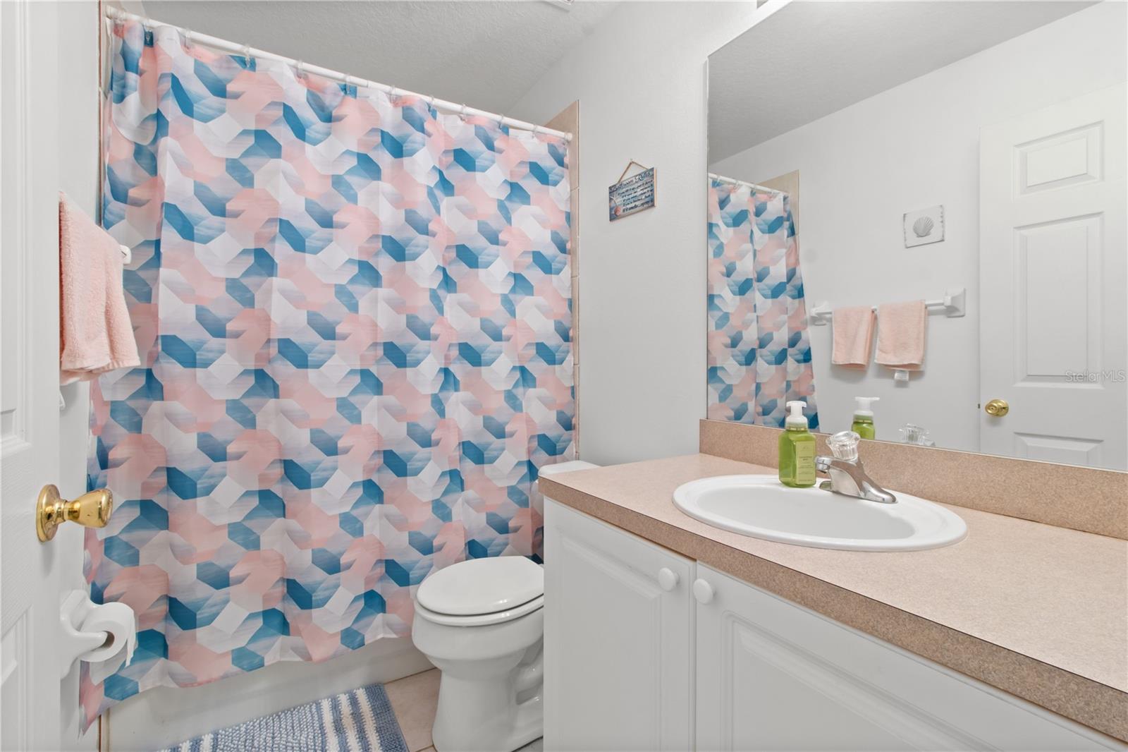 WESTBURY - Residential