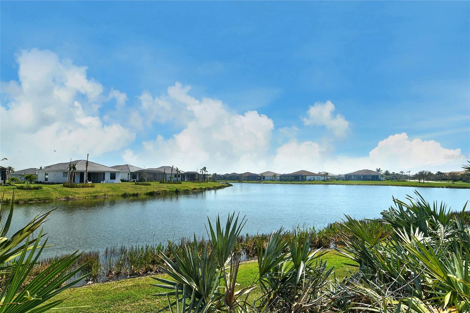 ARTISTRY PH IA - Residential Lease