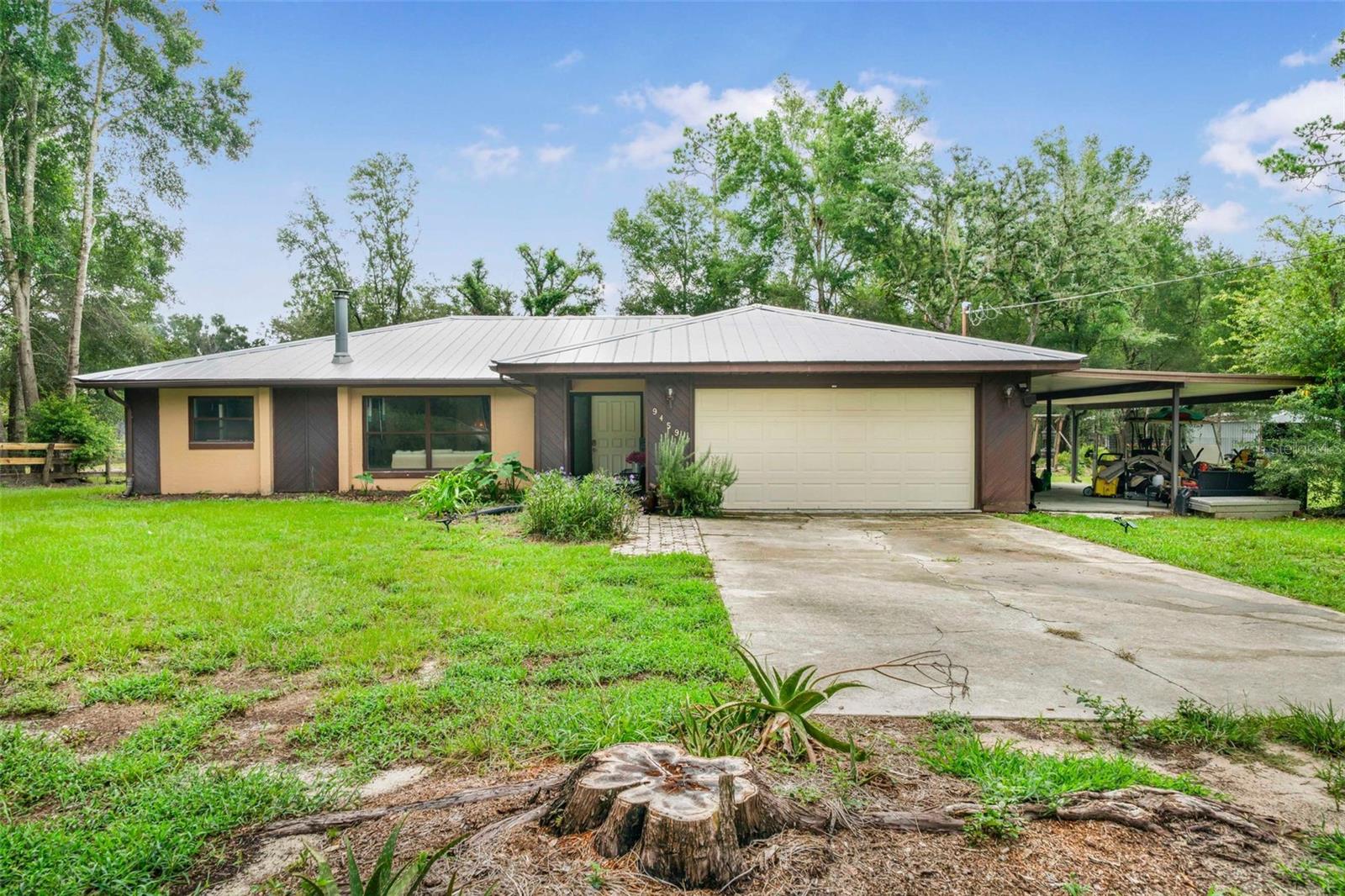 Charming Ranch Retreat on 2.52 Acres!
Discover country living with modern comfort in this 3-bedroom, 2-bath pool home set on 2.52 acres. The property features a
sparkling pool perfect for entertaining, along with a horse barn that's ready for your equestrian lifestyle. Enjoy wide open
spaces, privacy, and the freedom to create your ideal ranch living experience. With plenty of room for outdoor activities,
gardening, and more. Special features Granite Counters, New appliances , New Metal Roof, New Water Heater, Water treatment
System, HVAC mold prevention. Fresh paint inside and new flooring throughout. Don't miss this unique opportunity to own a
private retreat with all the benefits of acreage living!
