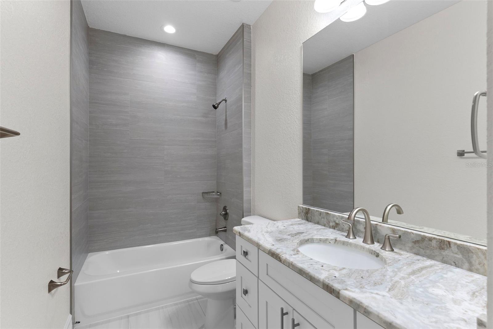 LOOMIS F M SUB - Residential