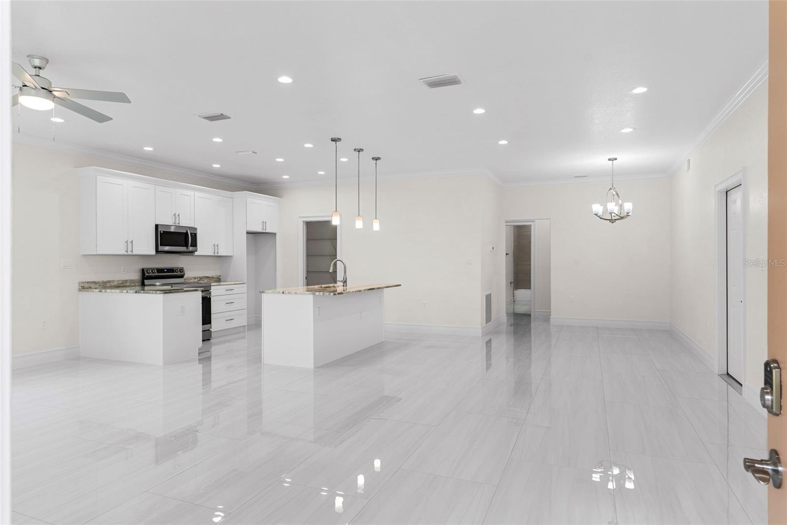 LOOMIS F M SUB - Residential