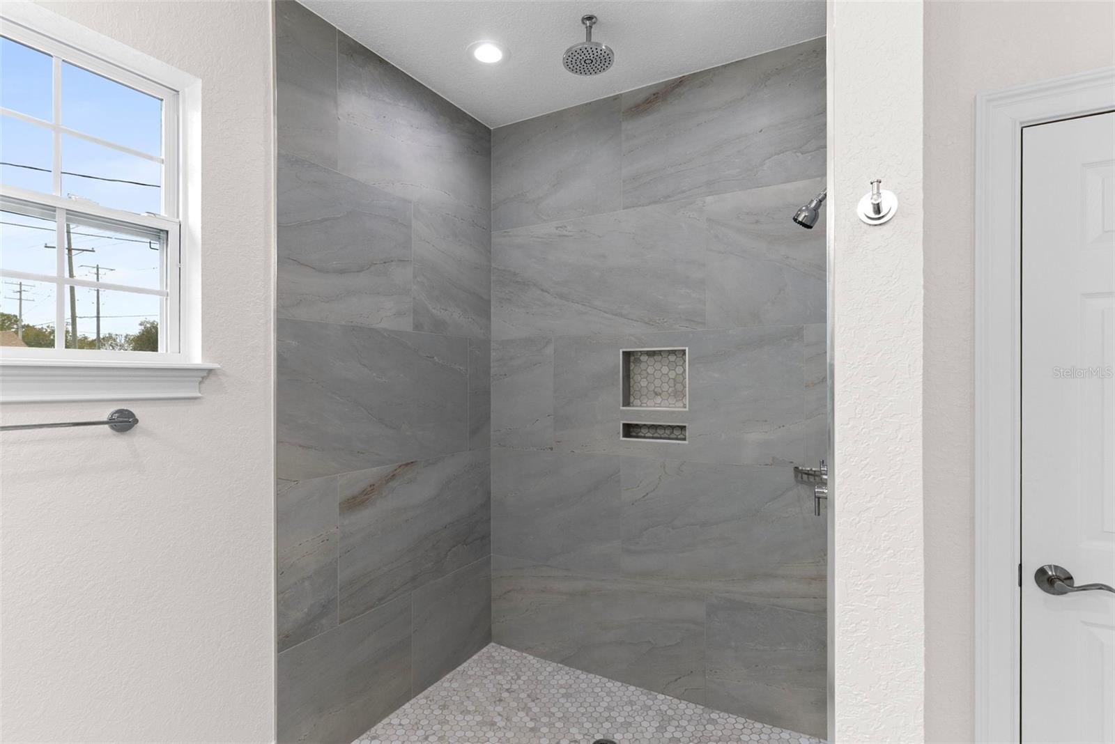 LOOMIS F M SUB - Residential