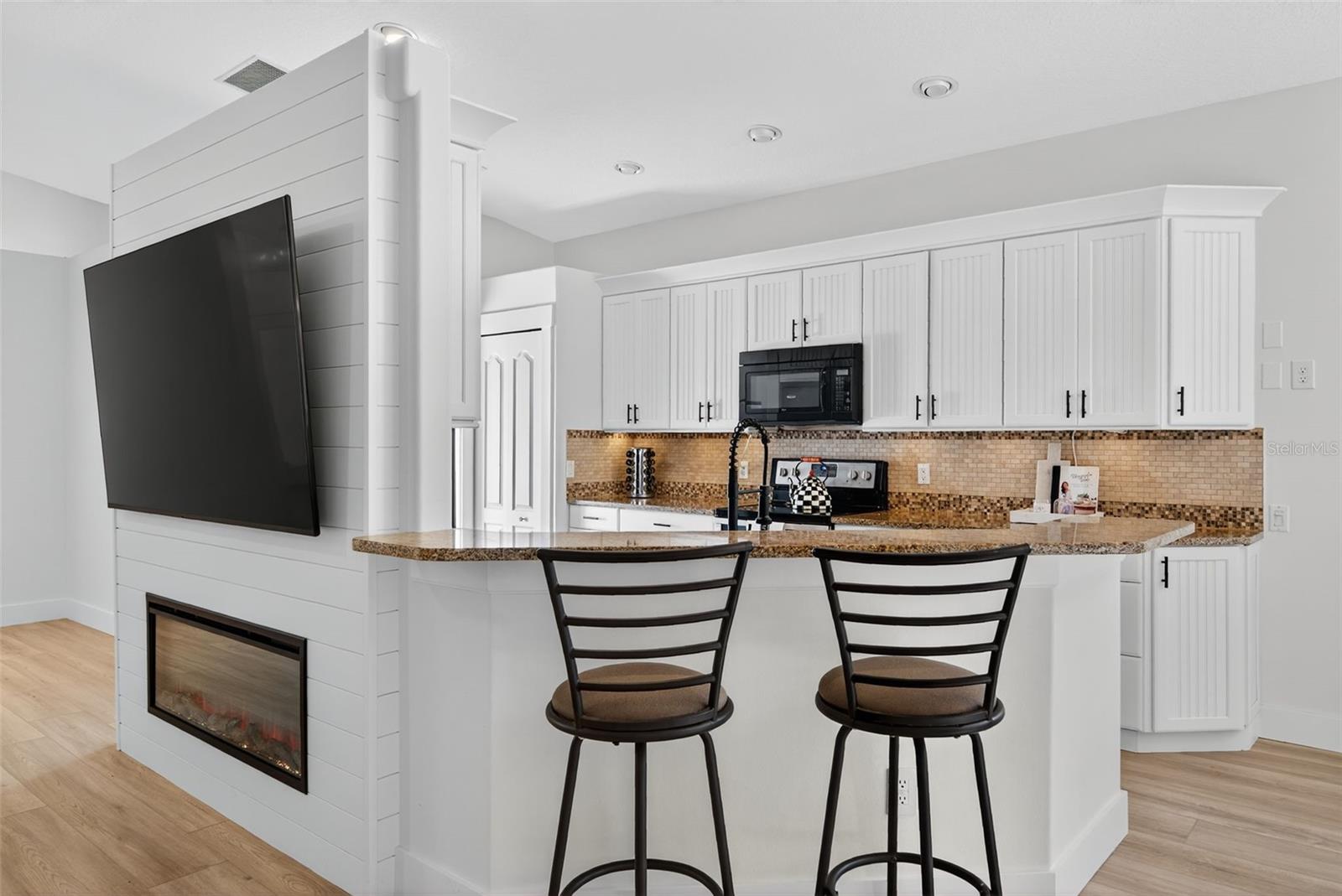 EDGEWATER VILLAGE SUBPHASE A UNIT 4B - Residential