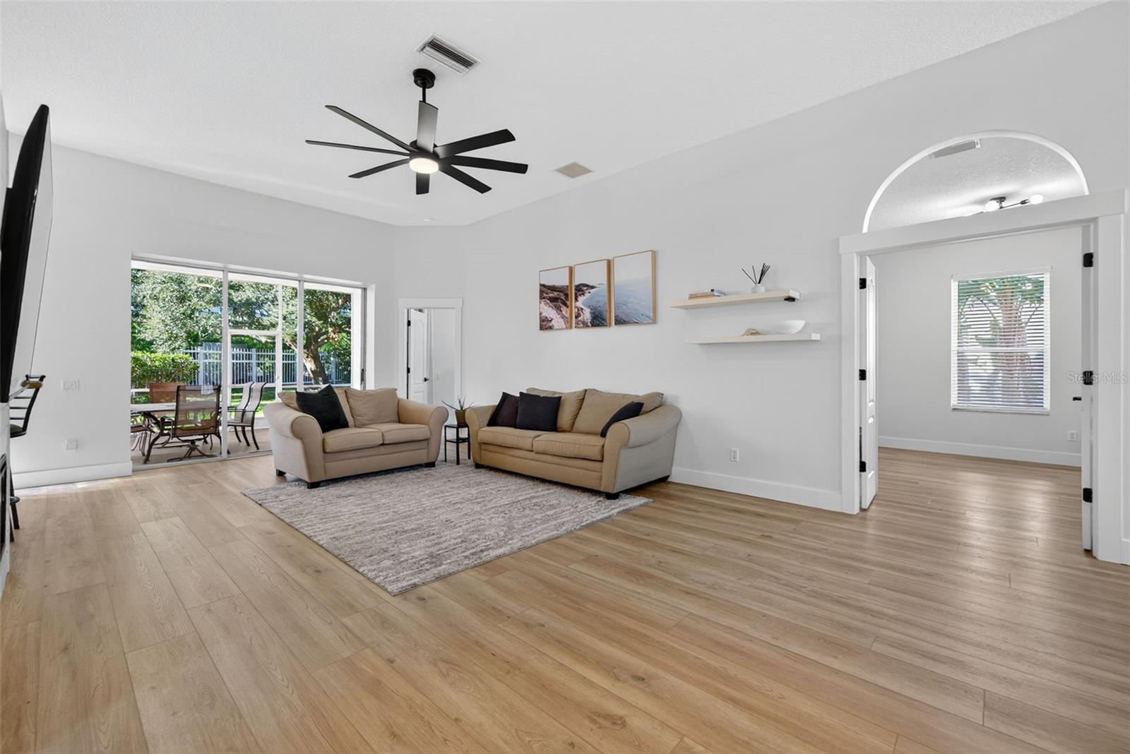EDGEWATER VILLAGE SUBPHASE A UNIT 4B - Residential