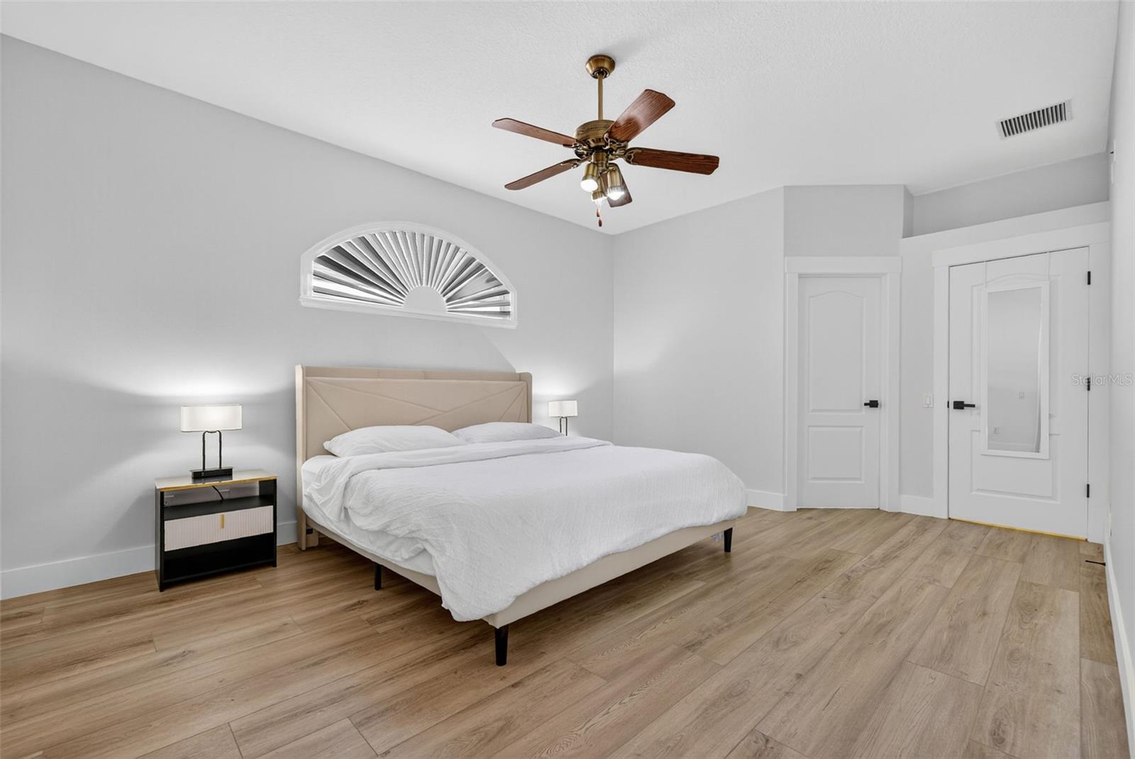EDGEWATER VILLAGE SUBPHASE A UNIT 4B - Residential