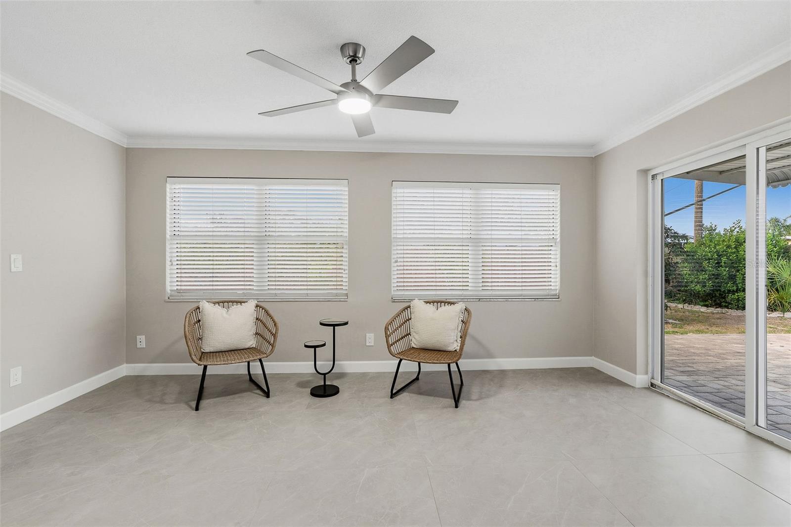 YACHT CLUB ESTATES - Residential