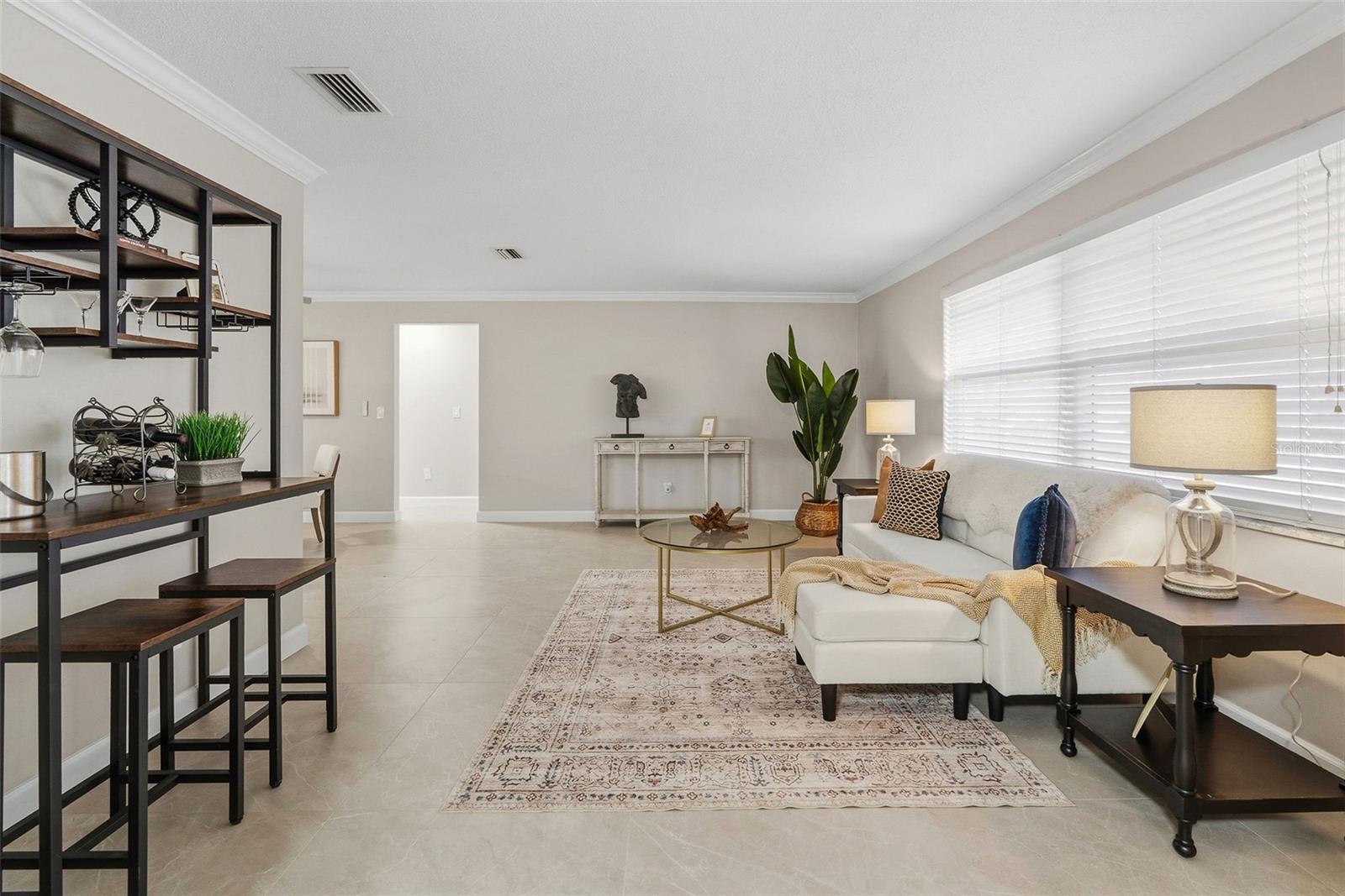 YACHT CLUB ESTATES - Residential