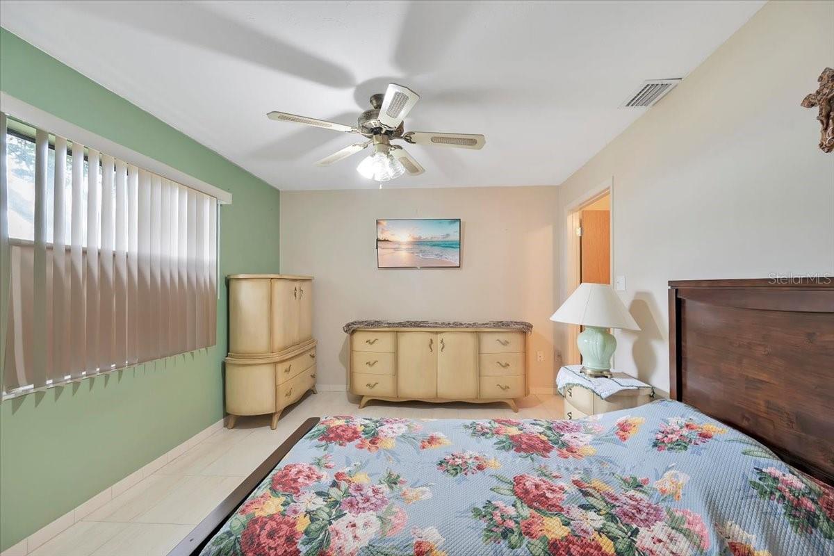 DUNDEE ESTATES - Residential