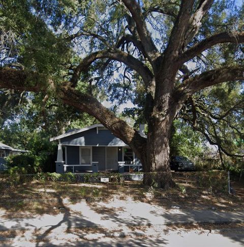 510 E LAKE AVENUE TAMPA FL 33603