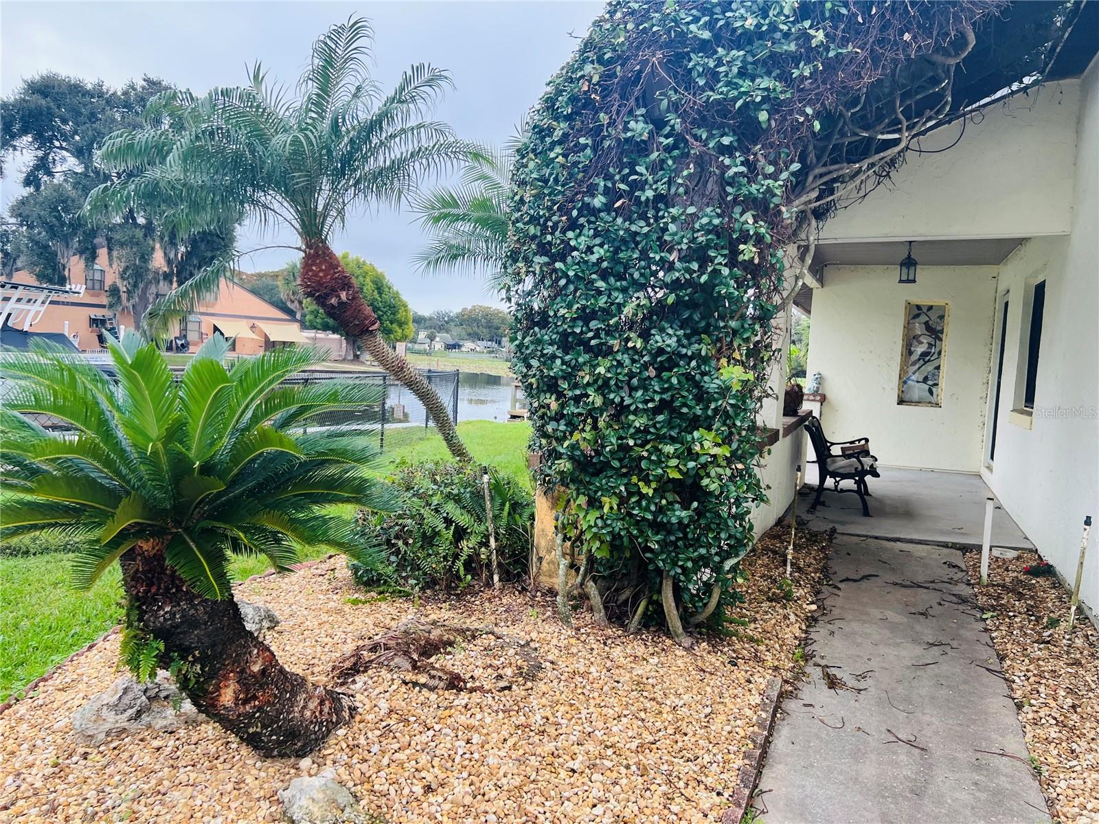 LEESBURG PALM HARBOR PT REP - Residential Lease