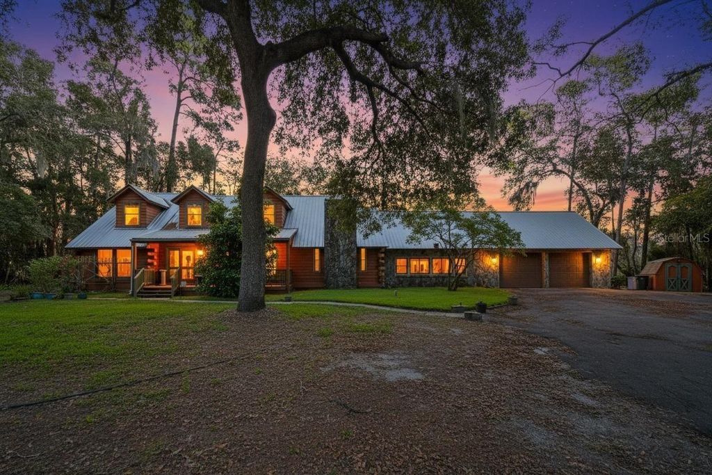 Photo of 2635 N Dover Road, Dover, FL 33527 (MLS # TB8466153)