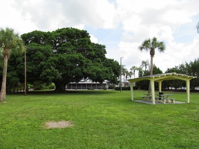 BAYSHORE GARDENS SEC 2 - Residential