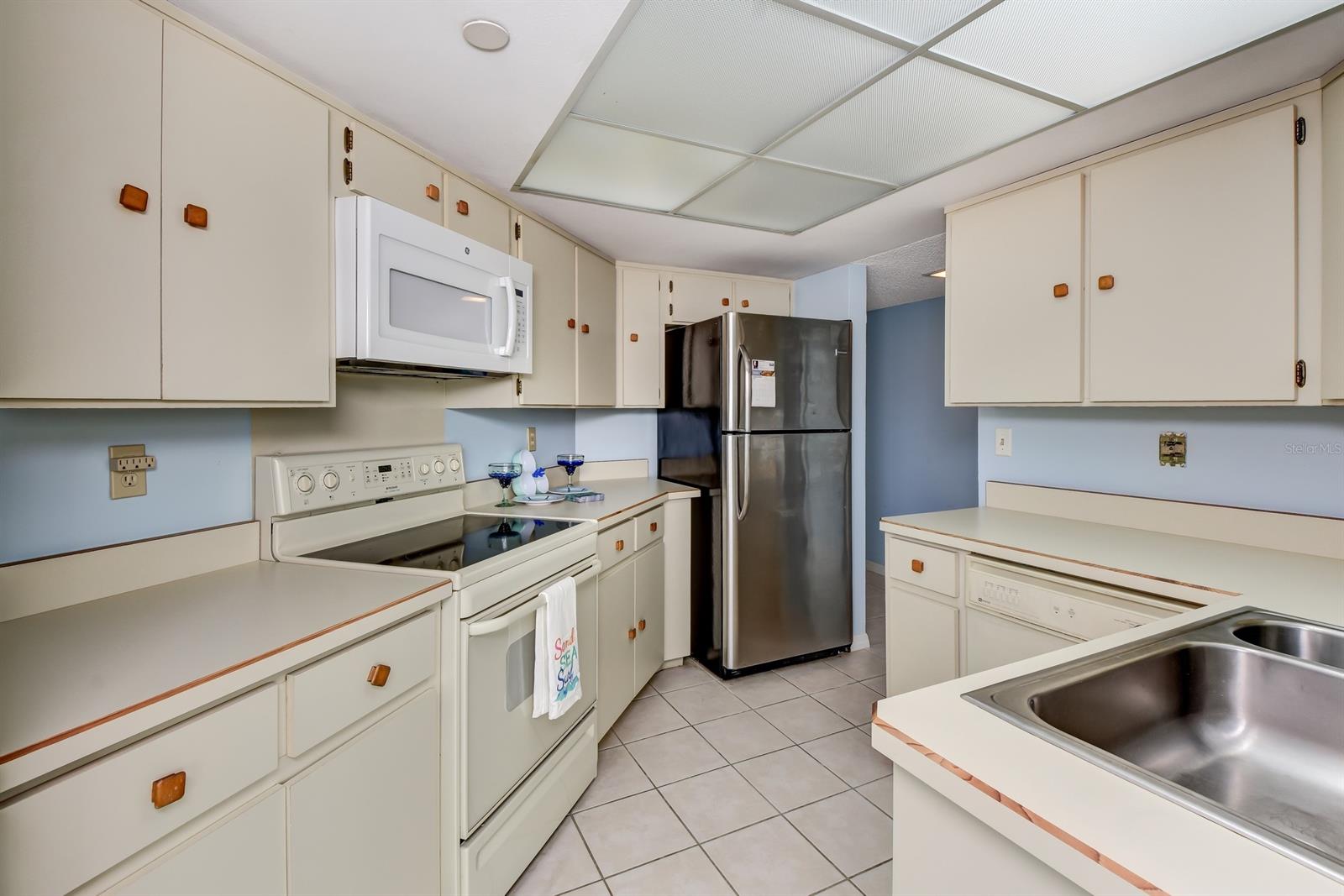 Oceans West Condo - Residential