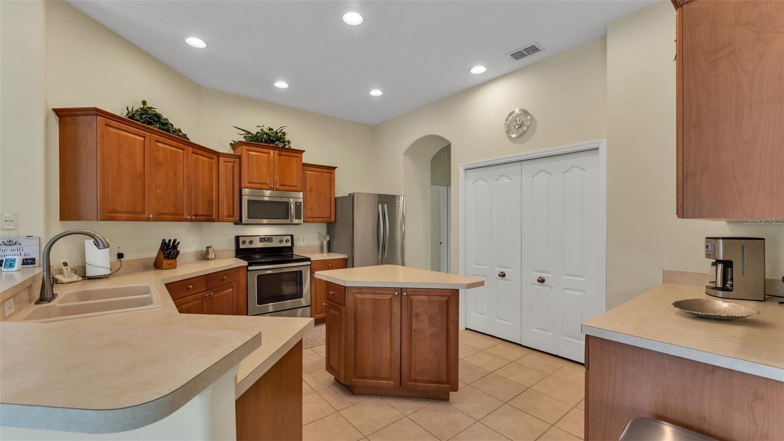 TUSCAN RIDGE PH 03 - Residential